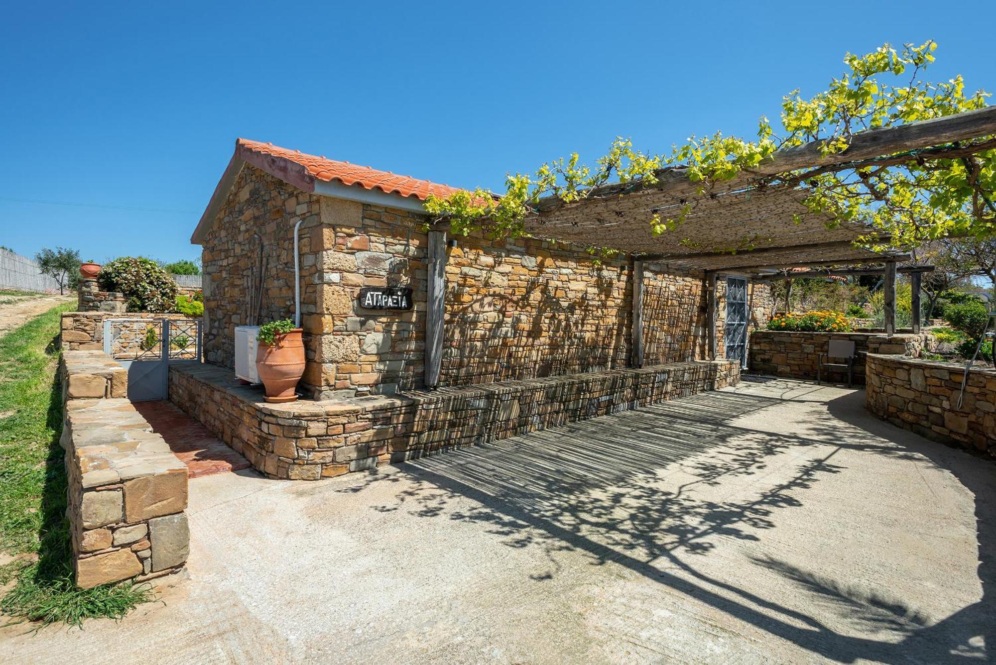 Ataraxia At Saravari Beach Agios Alexandros Экстерьер фото